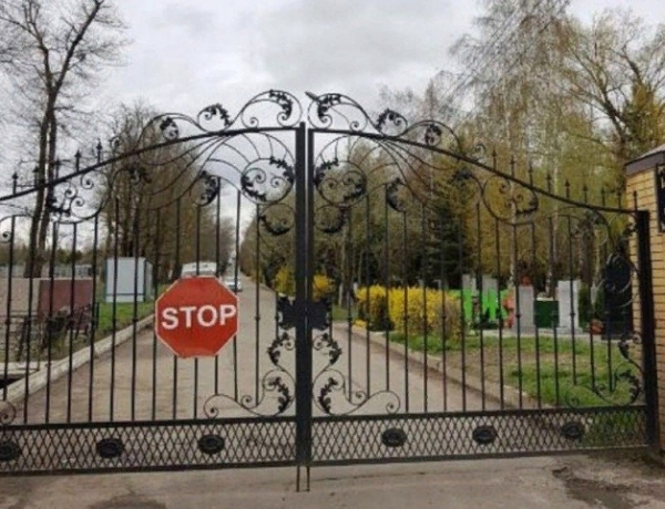 Ставрополь: Ограничения на въезд на 4 кладбища на неделю вызывают обсуждения и вопросы